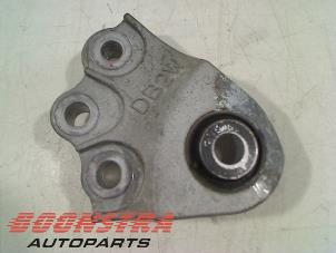 Gebruikte Motorsteun Mazda CX-3 (DJ/DK) 1.5 Skyactiv D 105 16V Prijs € 24,95 Margeregeling aangeboden door Boonstra Autoparts