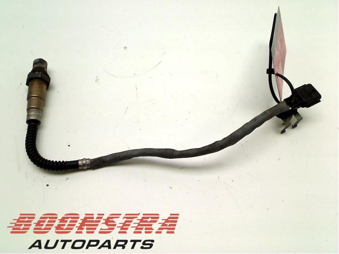 Gebruikte Lambda Sonde Renault Clio III (BR/CR) 1.2 16V TCe 100 Prijs € 24,95 Margeregeling aangeboden door Boonstra Autoparts