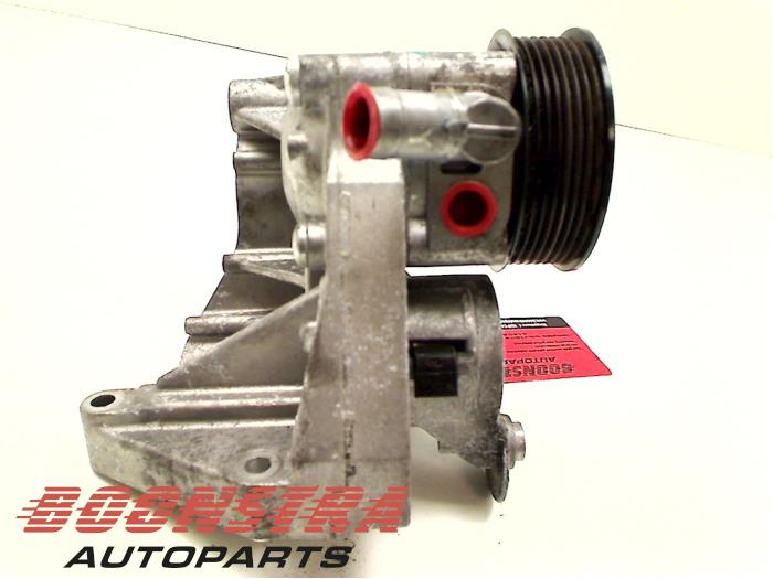 Gebruikte Servopomp Iveco New Daily VI 29L11,35S11 Prijs € 51,75 Margeregeling aangeboden door Boonstra Autoparts