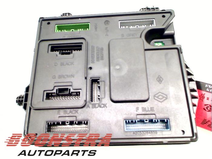 Gebruikte Module Bodycontrol Renault Megane Prijs € 84,00 Margeregeling aangeboden door Boonstra Autoparts