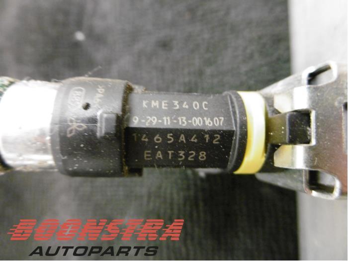 Injector brug van een Mitsubishi Outlander (GF/GG) 2.0 16V PHEV 4x4 2014