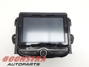 Gebruikte Display Interieur Opel Karl 1.0 12V Prijs € 149,95 Margeregeling aangeboden door Boonstra Autoparts