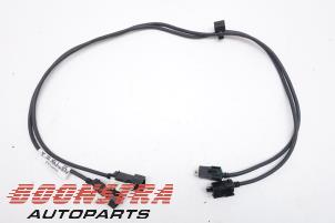 Gebruikte Kabel (diversen) Tesla Model S 85D Prijs € 39,95 Margeregeling aangeboden door Boonstra Autoparts