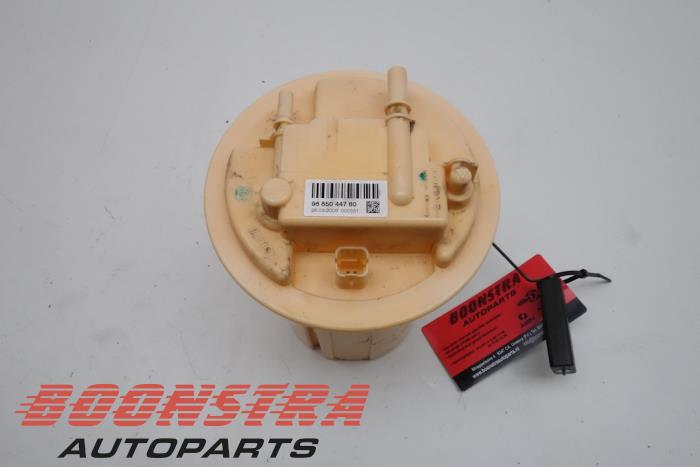 Gebruikte Tank element Pomp Peugeot 207/207+ (WA/WC/WM) 1.4 HDi Prijs € 51,75 Margeregeling aangeboden door Boonstra Autoparts