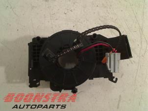 Gebruikte Airbagring Renault Trafic New (FL) 2.5 dCi 16V 145 Prijs € 36,75 Margeregeling aangeboden door Boonstra Autoparts