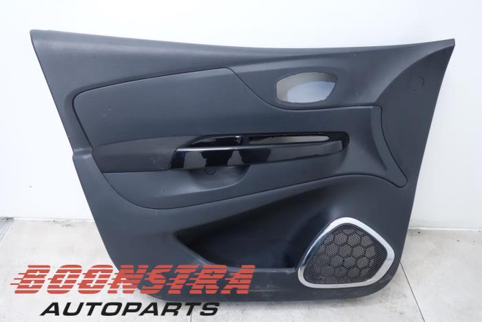 Boonstra Autoparts - Gebruikte Bekleding Set (compleet) voor Renault Captur