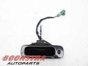 Gebruikte Achterklep Handgreep Suzuki Swift (ZA/ZC/ZD1/2/3/9) 1.3 VVT 16V Prijs € 24,95 Margeregeling aangeboden door Boonstra Autoparts