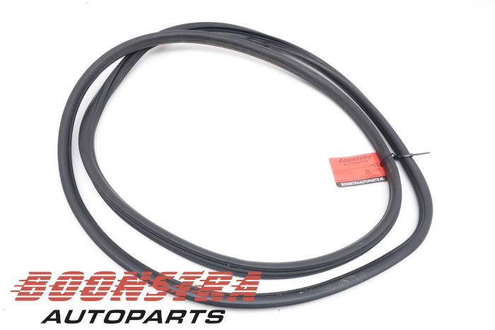 Porsche Cayenne Front door seal 4-door, left