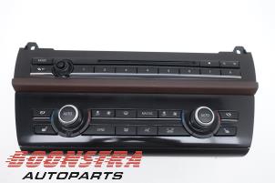 Gebruikte Kachel Bedieningspaneel BMW 5 serie Touring (F11) 520d 16V Prijs € 111,75 Margeregeling aangeboden door Boonstra Autoparts