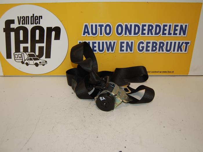 Veiligheidsgordel rechts-achter van een Opel Astra H (L48) 1.7 CDTi 16V 2007