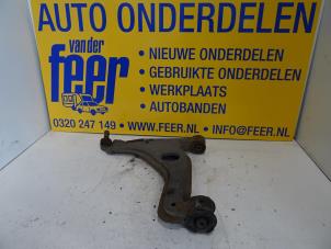 Gebruikte Draagarm links-voor Opel Astra H (L48) 1.7 CDTi 16V Prijs € 40,00 Margeregeling aangeboden door Autobedrijf van der Feer