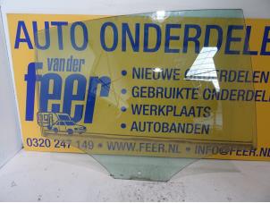 Gebruikte Portierruit 4Deurs rechts-achter Volkswagen Passat (3C2) 2.0 TDI 140 Prijs € 30,00 Margeregeling aangeboden door Autobedrijf van der Feer