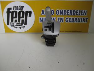 Gebruikte Versnellingspook Fiat Idea (350AX) 1.4 16V Prijs € 75,00 Margeregeling aangeboden door Autobedrijf van der Feer