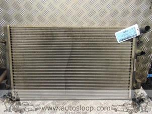 Gebruikte Radiateur Skoda Octavia Combi (1U5) 1.9 TDi 110 Prijs € 36,75 Margeregeling aangeboden door Autosloperij Pieper BV