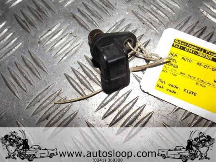 Gebruikte BDP Sensor Opel Corsa B (73/78/79) 1.2i 16V Prijs € 26,25 Margeregeling aangeboden door Autosloperij Pieper BV