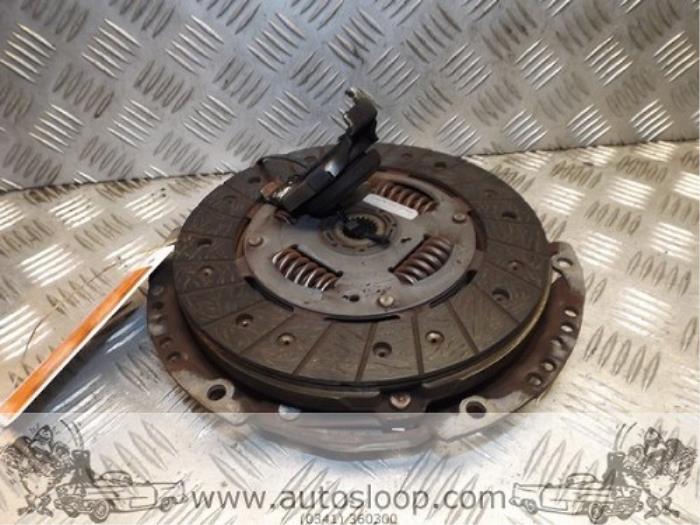 Gebruikte Koppelingsset (compleet) Fiat Punto II (188) 1.3 JTD 16V Prijs € 36,75 Margeregeling aangeboden door Autosloperij Pieper BV