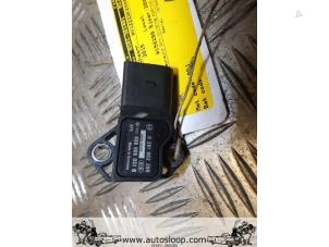 Gebruikte Map Sensor (inlaatspruitstuk) Volkswagen Caddy III (2KA,2KH,2CA,2CH) 2.0 SDI Prijs € 21,00 Margeregeling aangeboden door Autosloperij Pieper BV