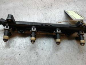 Gebruikte Common rail (Injectie) Seat Ibiza III (6L1) 1.4 16V 75 Prijs € 52,50 Margeregeling aangeboden door Autosloperij Pieper BV