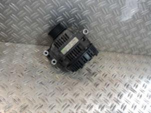 Gebruikte Dynamo Renault Clio II (BB/CB) 1.4 Prijs € 52,50 Margeregeling aangeboden door Autosloperij Pieper BV