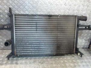 Gebruikte Radiateur Opel Astra G Caravan (F35) 1.6 16V Prijs € 36,75 Margeregeling aangeboden door Autosloperij Pieper BV