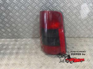Gebruikte Achterlicht links Citroen Berlingo 1.9 Di Prijs € 26,25 Margeregeling aangeboden door Autosloperij Pieper BV