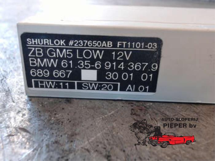 Gebruikte Bodycontrol Module BMW 3 serie (E46/4) 318i 16V Prijs € 36,75 Margeregeling aangeboden door Autosloperij Pieper BV
