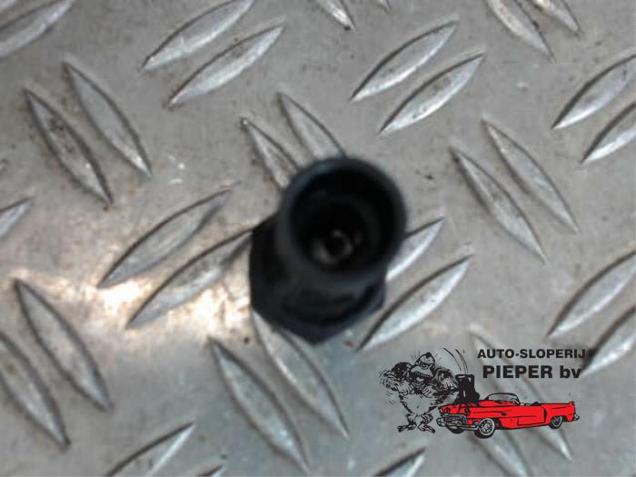Oliedruk sensor van een Opel Astra H SW (L35) 1.3 CDTI 16V Ecotec 2006