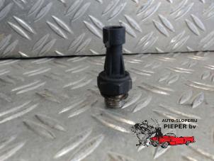 Gebruikte Oliedruk sensor Opel Astra H SW (L35) 1.3 CDTI 16V Ecotec Prijs € 10,50 Margeregeling aangeboden door Autosloperij Pieper BV