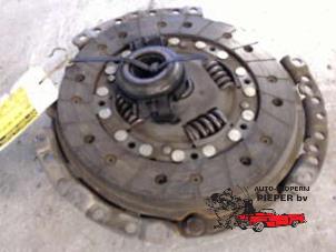 Gebruikte Koppelingsset (compleet) Volkswagen Polo III (6N2) 1.4 Prijs € 36,75 Margeregeling aangeboden door Autosloperij Pieper BV