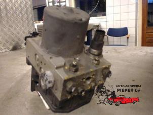 Gebruikte ABS Pomp Alfa Romeo 147 (937) 2.0 Twin Spark 16V Prijs € 78,75 Margeregeling aangeboden door Autosloperij Pieper BV