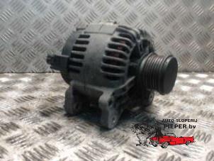 Gebruikte Dynamo Volkswagen Caddy III (2KA,2KH,2CA,2CH) 2.0 SDI Prijs € 52,50 Margeregeling aangeboden door Autosloperij Pieper BV