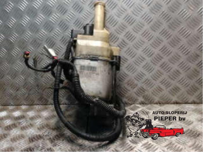 Gebruikte Pomp Servo Opel Astra G Caravan (F35) 2.0 Di 16V Prijs € 78,75 Margeregeling aangeboden door Autosloperij Pieper BV