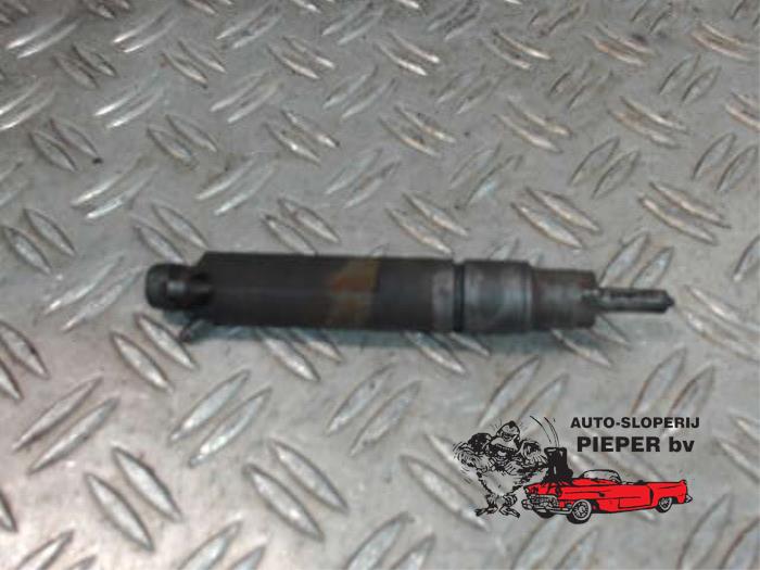 Gebruikte Verstuiver (diesel) Volkswagen Polo IV (9N1/2/3) 1.9 SDI Prijs € 36,75 Margeregeling aangeboden door Autosloperij Pieper BV