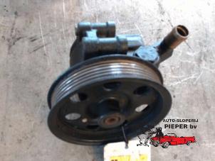 Gebruikte Pomp Servo Ford Focus 1 Wagon 1.8 TDdi Prijs € 52,50 Margeregeling aangeboden door Autosloperij Pieper BV