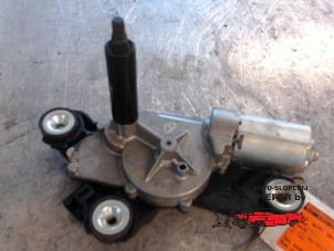 Gebruikte Ruitenwissermotor achter Ford Focus 2 1.6 TDCi 16V 90 Prijs € 36,75 Margeregeling aangeboden door Autosloperij Pieper BV