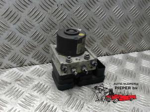 Gebruikte ABS Pomp Volkswagen Golf V (1K1) 1.4 FSI 16V Prijs € 105,00 Margeregeling aangeboden door Autosloperij Pieper BV