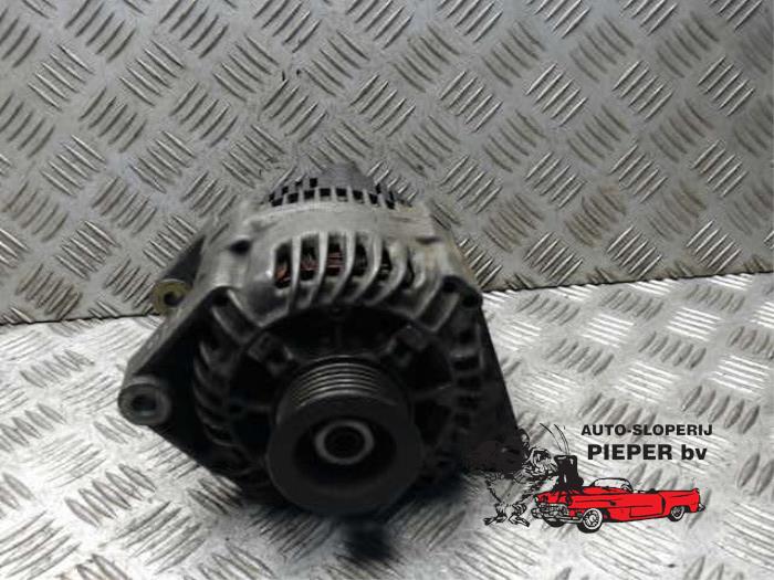 Gebruikte Dynamo Renault Laguna I (B56) 1.8 Prijs € 36,75 Margeregeling aangeboden door Autosloperij Pieper BV