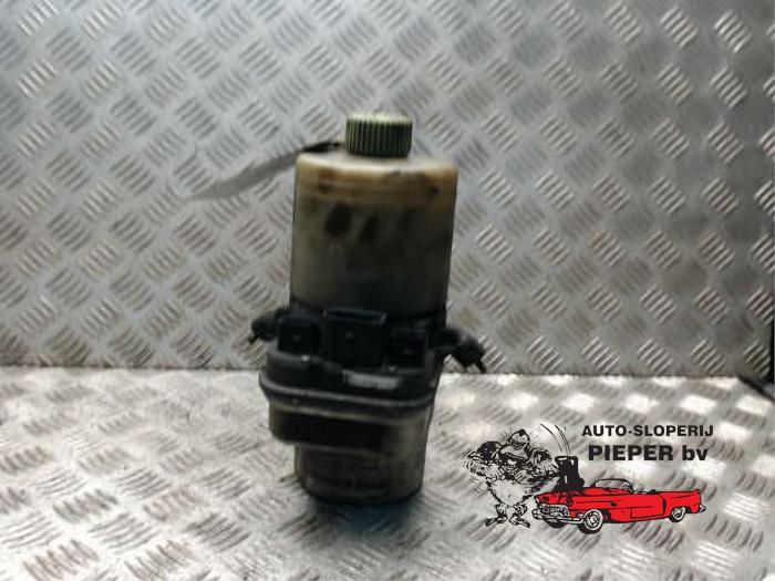Gebruikte Pomp Servo Seat Ibiza III (6L1) 1.9 SDI Prijs € 131,25 Margeregeling aangeboden door Autosloperij Pieper BV