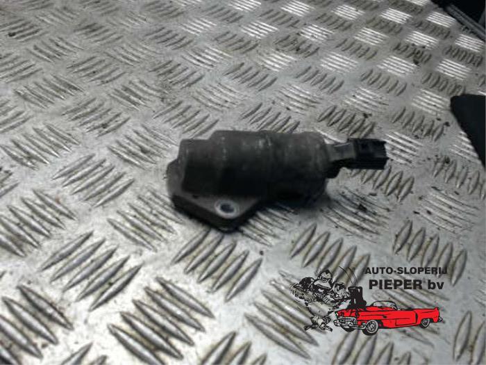 Gebruikte Uitlaat gasklep (EGR) Ford Focus 1 Wagon 1.4 16V Prijs € 52,50 Margeregeling aangeboden door Autosloperij Pieper BV