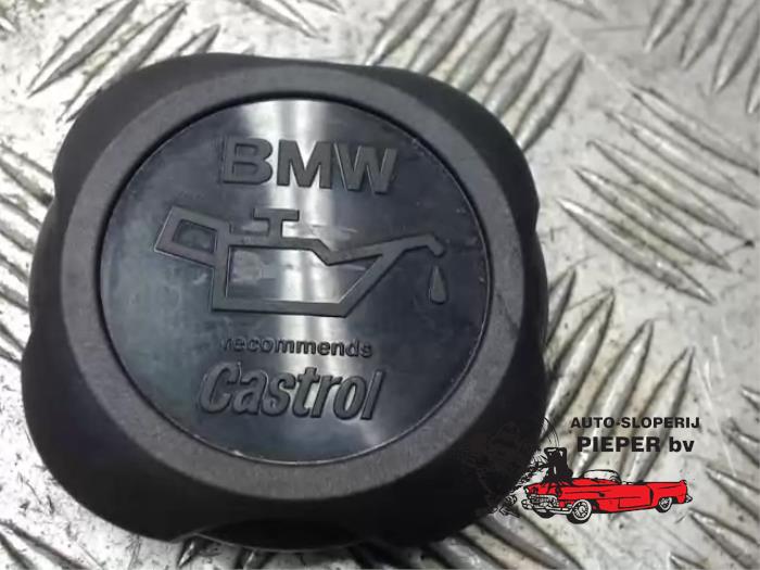 Oliedop van een BMW 1 serie (E81) 116i 2.0 16V 2009