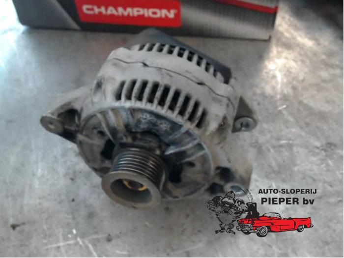 Gebruikte Dynamo Opel Vectra B (36) 1.8 16V Ecotec Prijs € 52,50 Margeregeling aangeboden door Autosloperij Pieper BV