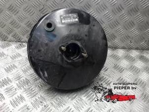 Gebruikte Rembooster Renault Twingo II (CN) 1.5 dCi 90 FAP Prijs € 52,50 Margeregeling aangeboden door Autosloperij Pieper BV