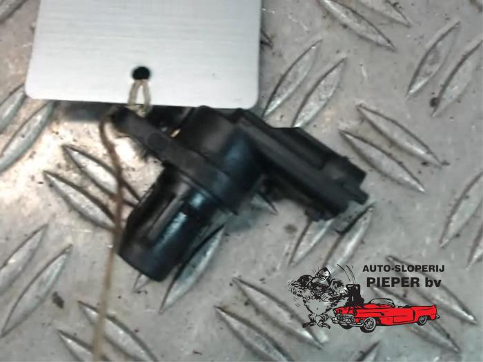 Gebruikte Nokkenas Sensor Opel Corsa C (F08/68) 1.2 16V Twin Port Prijs € 26,25 Margeregeling aangeboden door Autosloperij Pieper BV