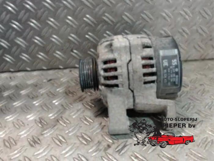 Gebruikte Dynamo Opel Corsa B (73/78/79) 1.0i 12V Prijs € 36,75 Margeregeling aangeboden door Autosloperij Pieper BV