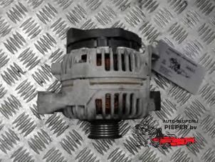 Gebruikte Dynamo Opel Omega B Caravan (21/22/23) 2.2 16V Prijs € 52,50 Margeregeling aangeboden door Autosloperij Pieper BV