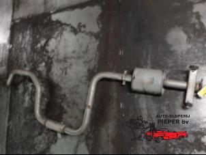 Gebruikte Uitlaat Middendemper Mitsubishi Space Wagon (N3/N4) 2.0 GLXi 16V Prijs € 42,00 Margeregeling aangeboden door Autosloperij Pieper BV