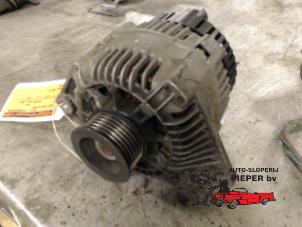 Gebruikte Dynamo Renault Megane Scénic (JA) 2.0 RT Prijs € 36,75 Margeregeling aangeboden door Autosloperij Pieper BV