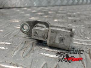 Gebruikte Nokkenas Sensor Volkswagen Polo IV (9N1/2/3) 1.4 FSI 16V Prijs € 21,00 Margeregeling aangeboden door Autosloperij Pieper BV