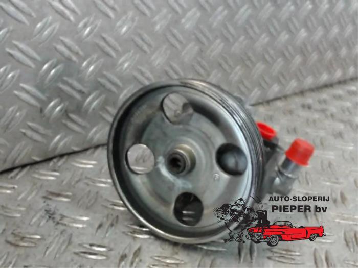 Gebruikte Servopomp Citroen C5 I Break (DE) 2.0 HPi 16V Prijs € 52,50 Margeregeling aangeboden door Autosloperij Pieper BV