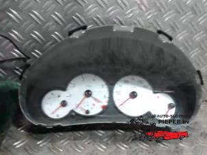 Gebruikte Kilometerteller KM Peugeot 206 (2A/C/H/J/S) 1.4 XR,XS,XT,Gentry Prijs € 52,50 Margeregeling aangeboden door Autosloperij Pieper BV